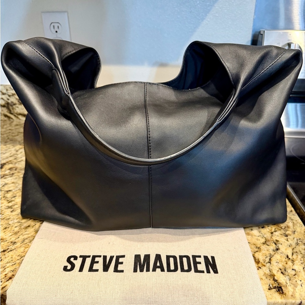 Steve Madden Black Slouchy Leather Shoulder Bag - Picture 9 of 11